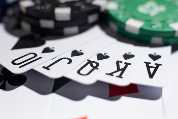 Bwin nhà cái chính thức_Chào Mừng Tân Sinh Viên K25